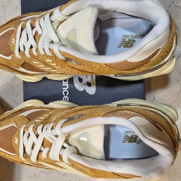 Rare Sz 10 New Balance 9060 Great Plains Calcium Linen U9060HMT Men's Size 10 - Picture 6 of 12